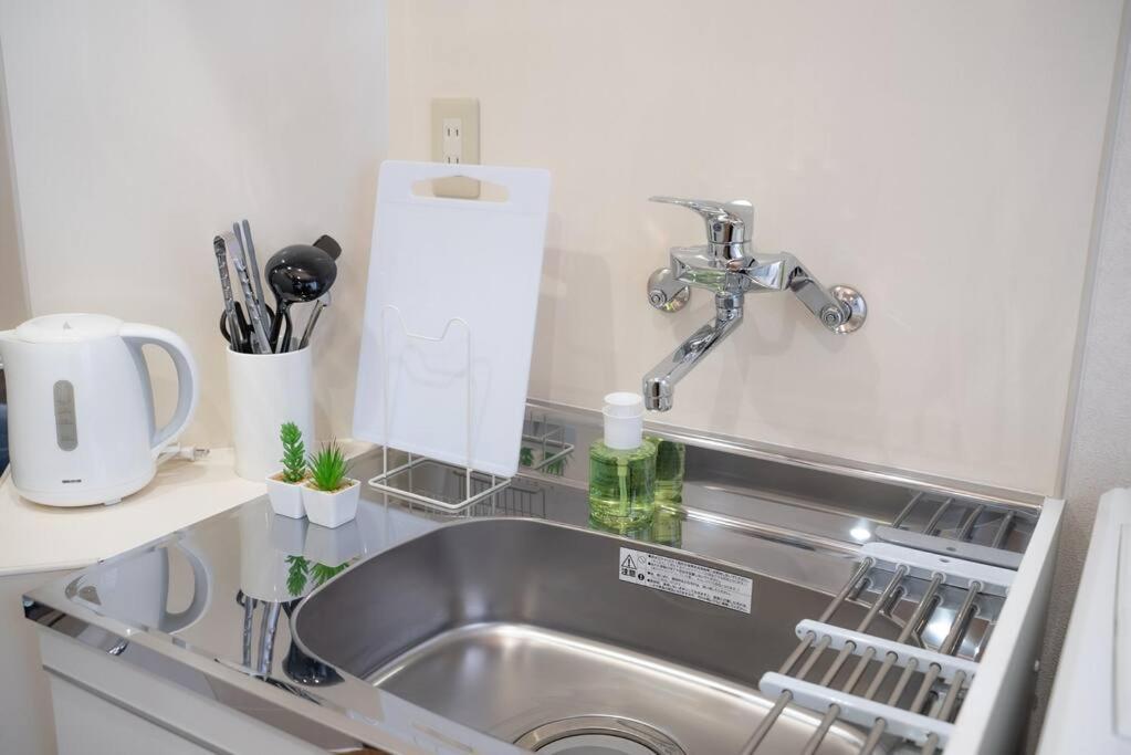 3F Guest House Netomari 西九条駅から徒歩2分 Osaka Exteriör bild